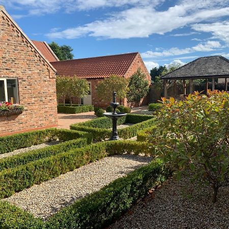 Meals Farm Holiday Cottages - The Stables North Somercotes Exterior foto
